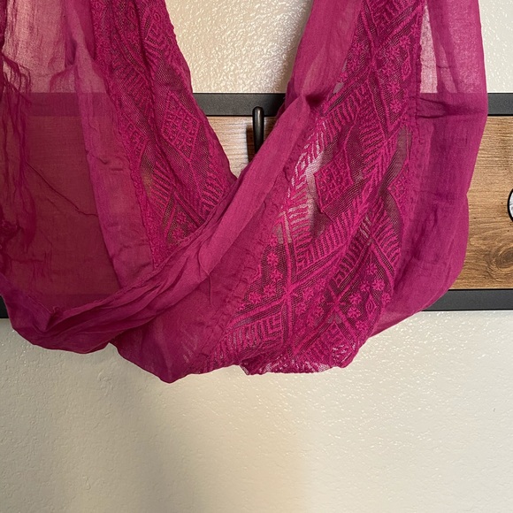 Pink Circle Scarf with Lace Detail - Picture 2 of 2